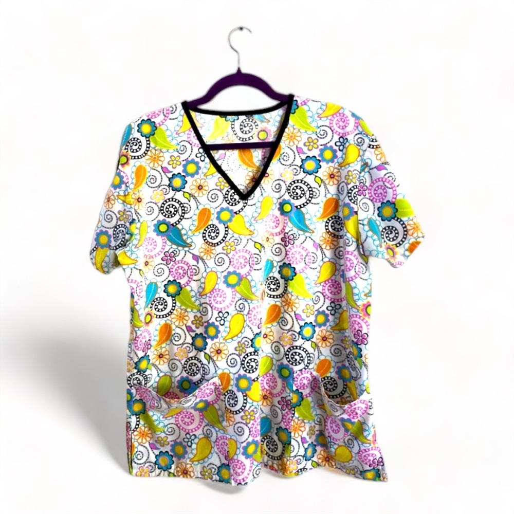 Swirl Floral Scrub V-Neck Top w Pockets